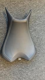 Sella Ribassata Street Triple 765
