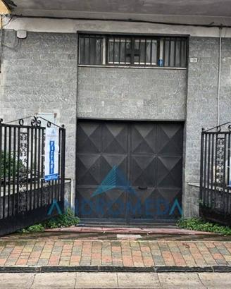 Immobile di 340 m² a Mugnano di Napoli