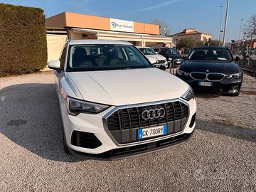 Audi Q3 2.0 tdi 150 cv Business S-tronic (portello