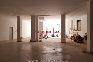 Locale, Termini Imerese.