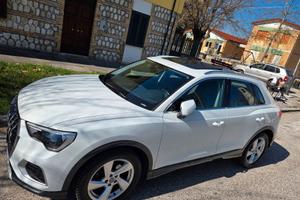 Audi Q3 s-tronic tdi 35
