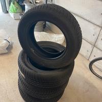 Gomme invernali 215/65 r17