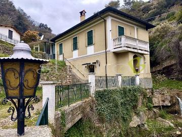 Villa a Camporosso