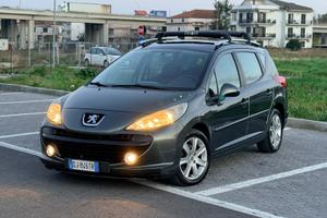 Puegeot 207sw  1.6 diesl tetto panoramico full opt