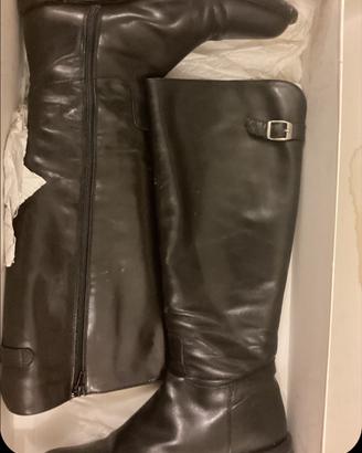 stivali in pelle n.37