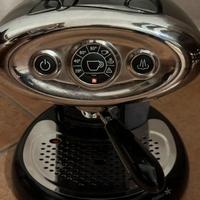 Macchinetta caffe espresso illy