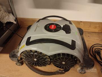 Robot tagliaerba