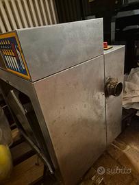 Friggitrice automatica senza cappa  EuroCHEF - FD1