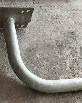 supporto per parabola , antenna