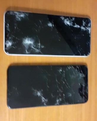 Vari telefoni non funzionanti.