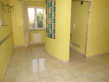 Rif.1121A| ufficio gragnano trebbiense