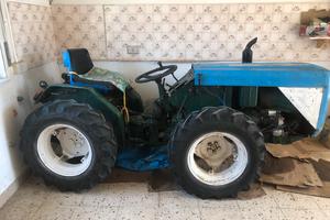 Trattore Ferrari 75 e fresa Goldoni 