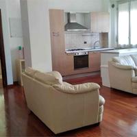 Ancona, appartamento arredato con 2 camere