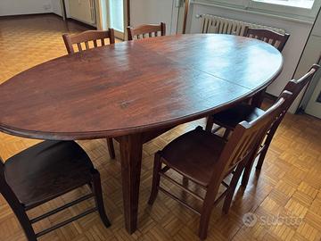 Tavolo allungabile e sei sedie in legno massello 