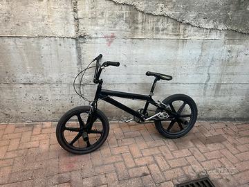 Bmx 20” pollici con cerchi in plastica