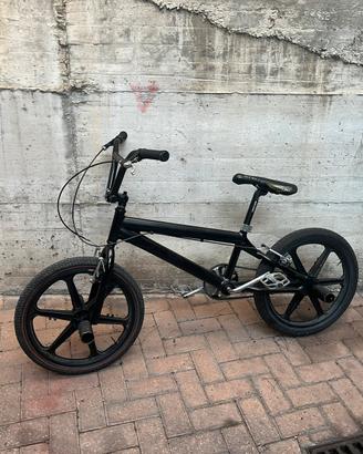 Bmx 20” pollici con cerchi in plastica