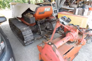 Trattore a cingoli Fiat 352C con fresa