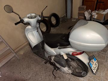 Scarabeo 100cc