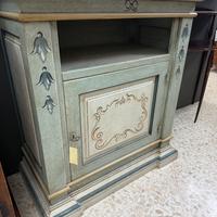 Mobile decorato