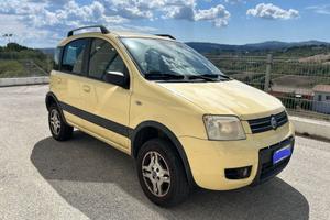 FIAT Panda 1.3 MJT 4x4 Climbing