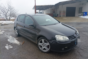 Golf 5 1.9 tdi Sportline 105 CV 6 marce