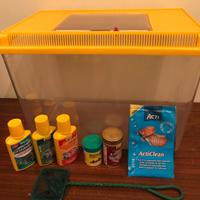 Acquario in plastica + Accessori