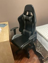 Sedia da gaming nera