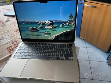Macbook M4 13” 512GB