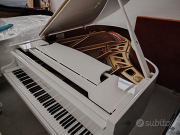 Kawai KG2 Bianco Pianoforte mezza coda