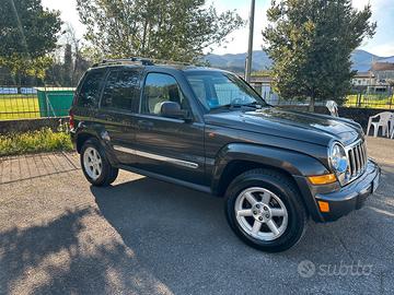 Jeep Cherokee 2.8 CRD Limited