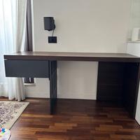 Scrivania Scriba di Molteni (Patricia Urquiola)