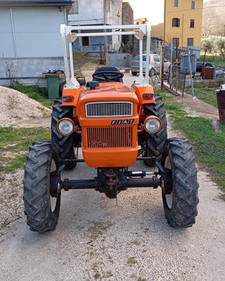 Trattore Fiat 350