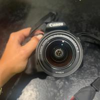 Fotocamera Canon Eos 2000D