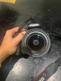 Fotocamera Canon Eos 2000D