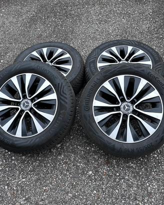 Cerchi mercedes 16” Gommati