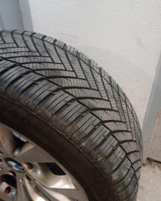 2 gomme 225/50/ZR17  98Y al 99% di battistrada