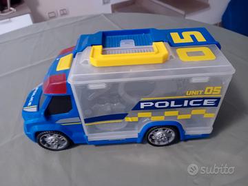 CAMION POLIZIA CON ACCESSORI PER AGENTE DI POLIZIA