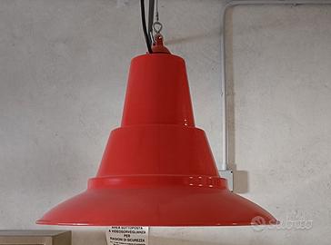 Lampada industriale rossa