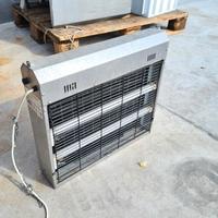 lampada attira insetti da esterno usata