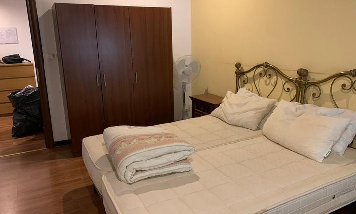 Camera doppia uso singolo in appartamento