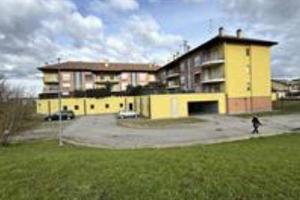 Immobile in asta di 98 m² con 3 locali a Oleggio