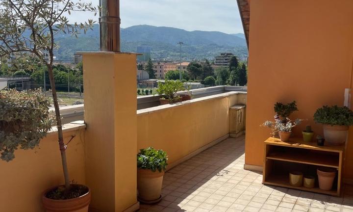 Attico recente costruzione Ampio terrazzo Garage