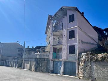 CASA SEMINDIPENDENTE A MONASTERO DI LANZO