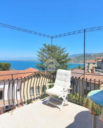 4 LOCALI A AGROPOLI