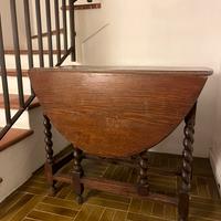 Tavolo ovale antico