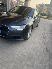 Audi A4 35 TDI S tronic Design