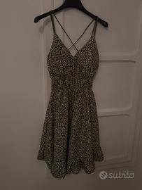 Vestito floreale con spalline