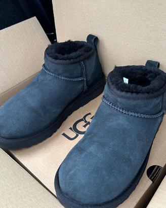 UGG Classic Ultramini Nere