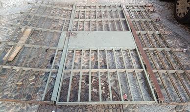 cancello in ferro pieno 