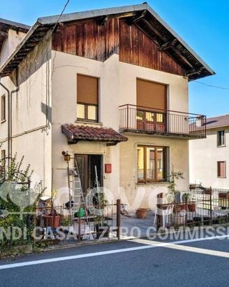 Villa di 230 m² con 5 locali a Esino Lario